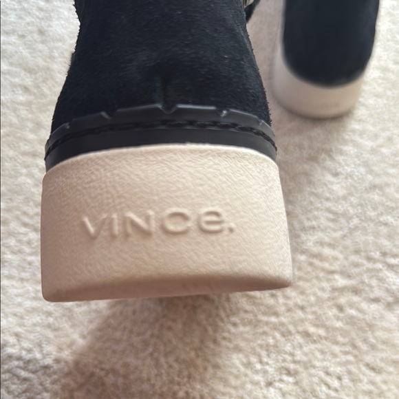 Vince Black Lace Up Boots with Suede Texture - Picture 4 of 10